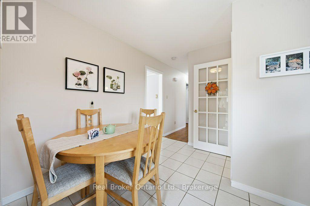 22 Mountford Drive, Guelph, Ontario  N1E 6E9 - Photo 11 - X14096044