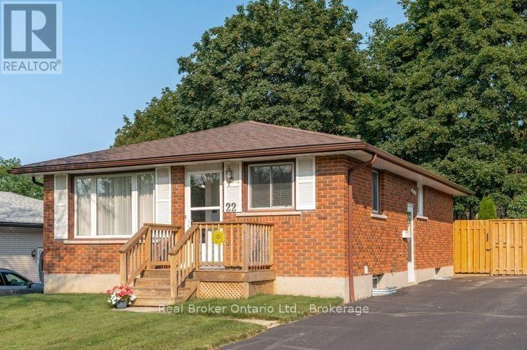 22 Mountford Drive, Guelph, Ontario  N1E 6E9 - Photo 2 - X14096044