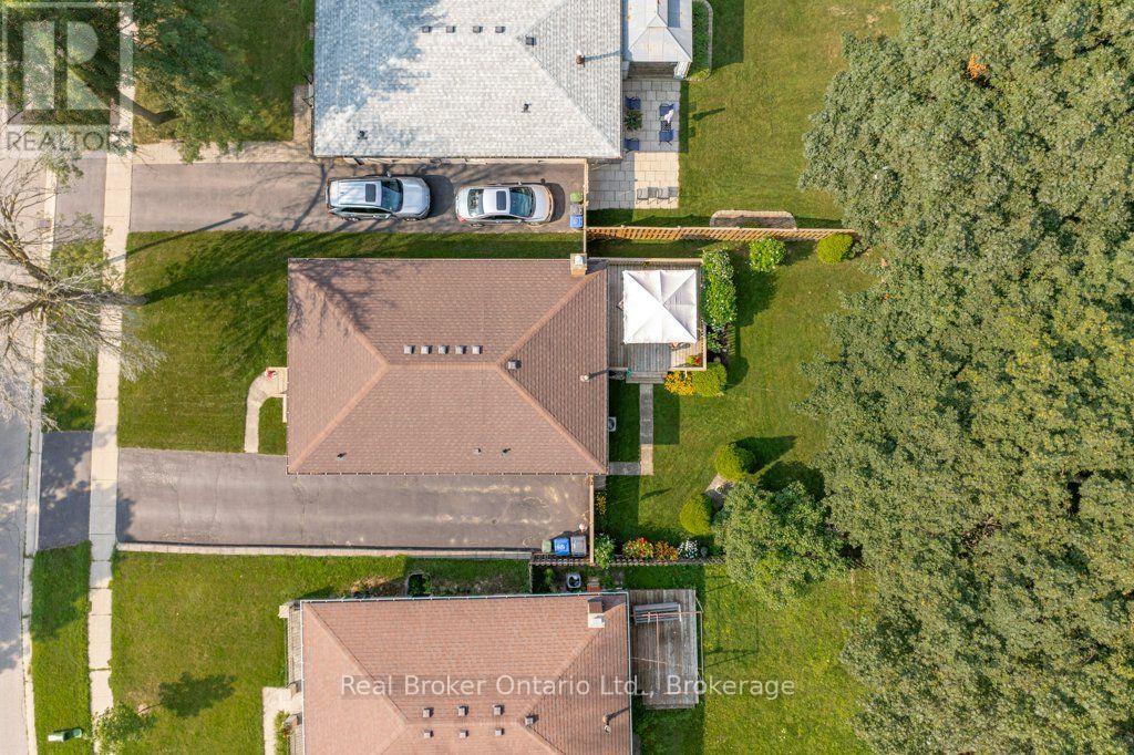 22 Mountford Drive, Guelph, Ontario  N1E 6E9 - Photo 4 - X14096044