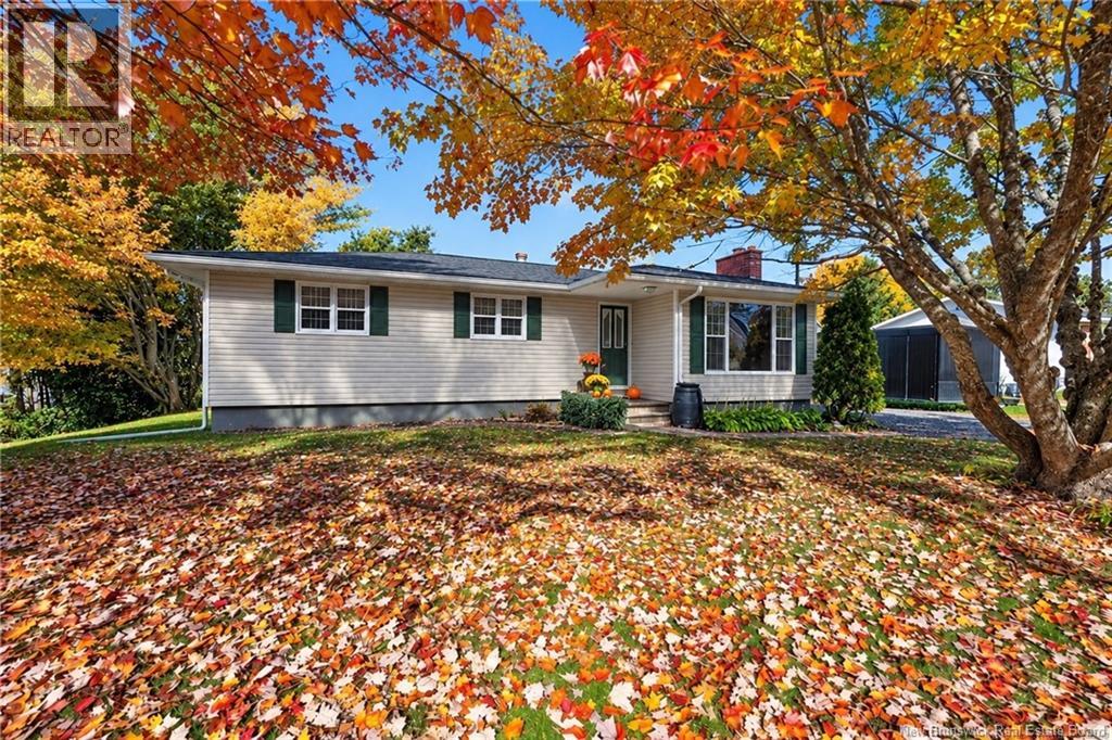 83 Renfrew, petitcodiac, New Brunswick