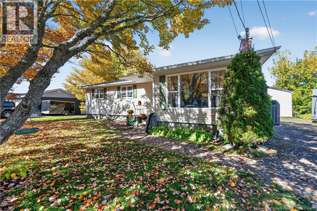 83 Renfrew, Petitcodiac, New Brunswick  E4Z 4S6 - Photo 45 - NB149062