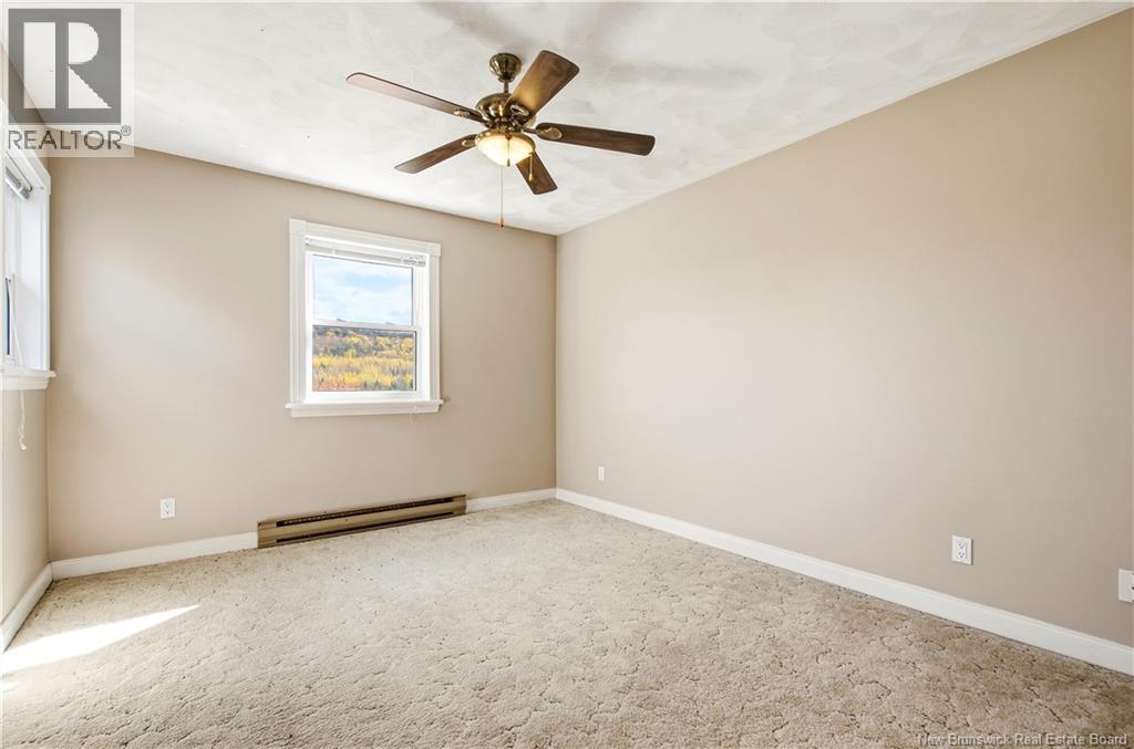 18 Hillview Street, Upper Kingsclear, New Brunswick  E3B 1V1 - Photo 36 - NB149304