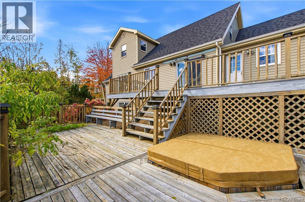 18 Hillview Street, Upper Kingsclear, New Brunswick  E3B 1V1 - Photo 48 - NB149304
