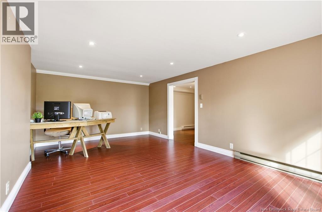 18 Hillview Street, Upper Kingsclear, New Brunswick  E3B 1V1 - Photo 20 - NB149304