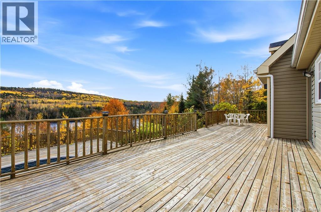 18 Hillview Street, Upper Kingsclear, New Brunswick  E3B 1V1 - Photo 46 - NB149304