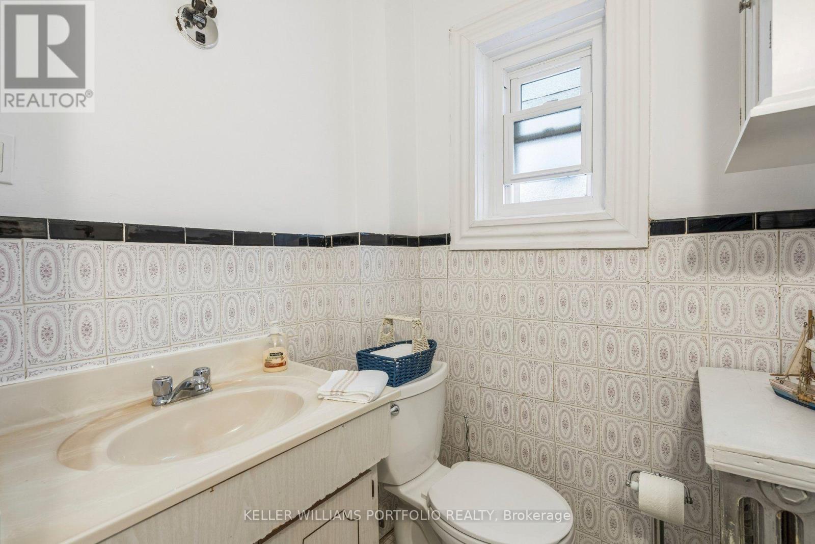 197 Yarmouth Road, Toronto, Ontario  M6G 1X5 - Photo 23 - W14096054