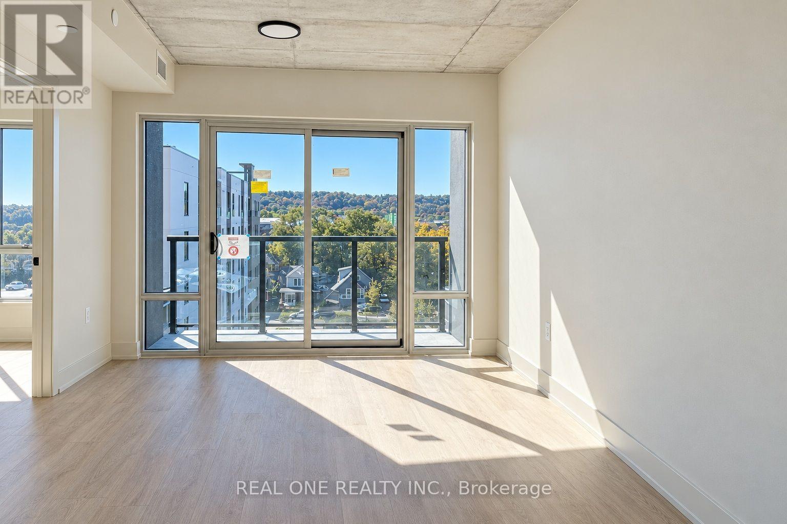 602 - 810 King Street W, Hamilton, Ontario  L8S 0A7 - Photo 10 - X14096056