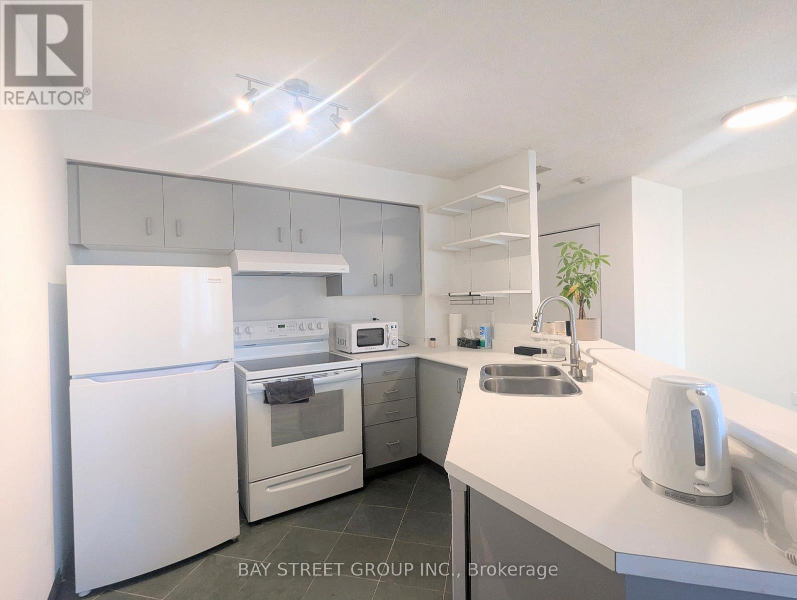 1106 - 25 Grenville Street, Toronto, Ontario  M4Y 2X5 - Photo 6 - C13886346