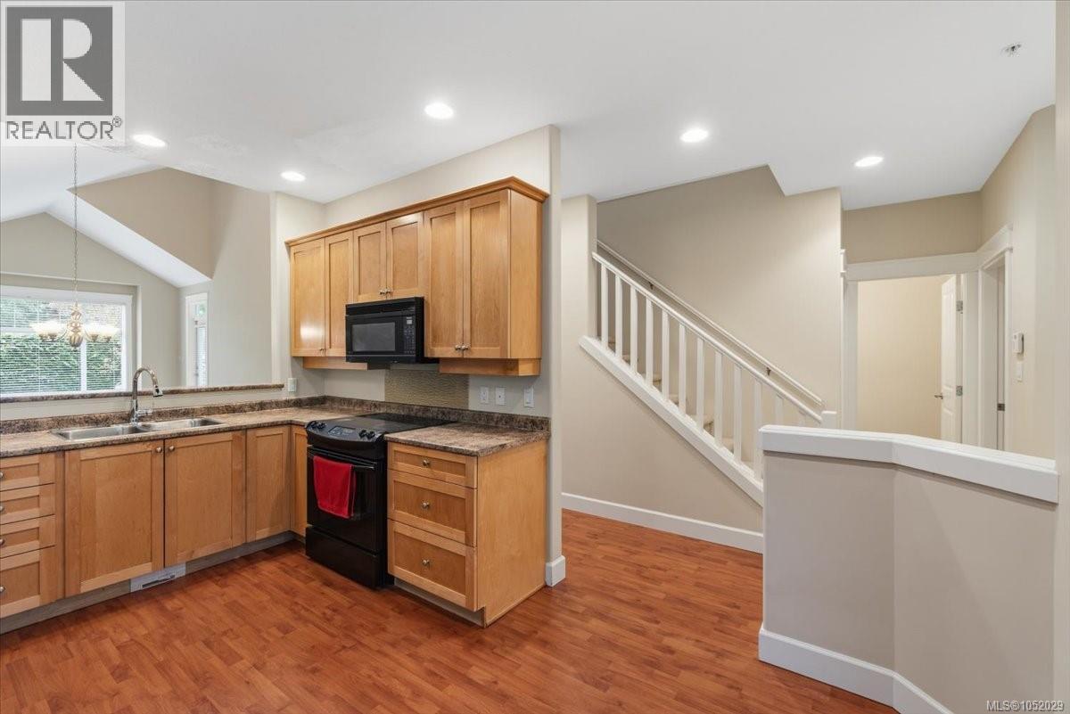 6347 Pinewood Lane, Nanaimo, British Columbia  V9V 1A4 - Photo 8 - 1052029