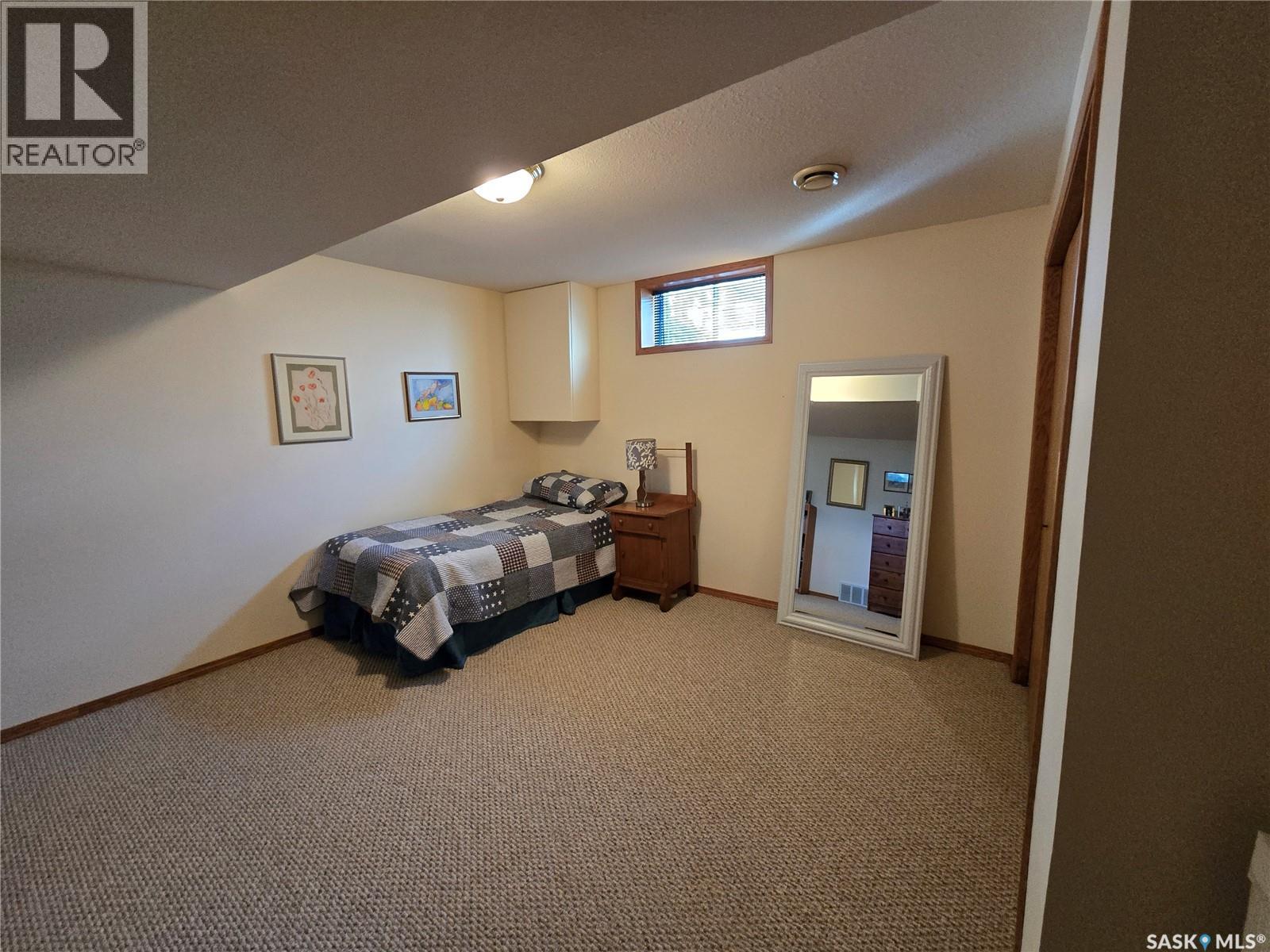292 7th Avenue, Broadview, Saskatchewan  S0G 0K0 - Photo 41 - SK051501