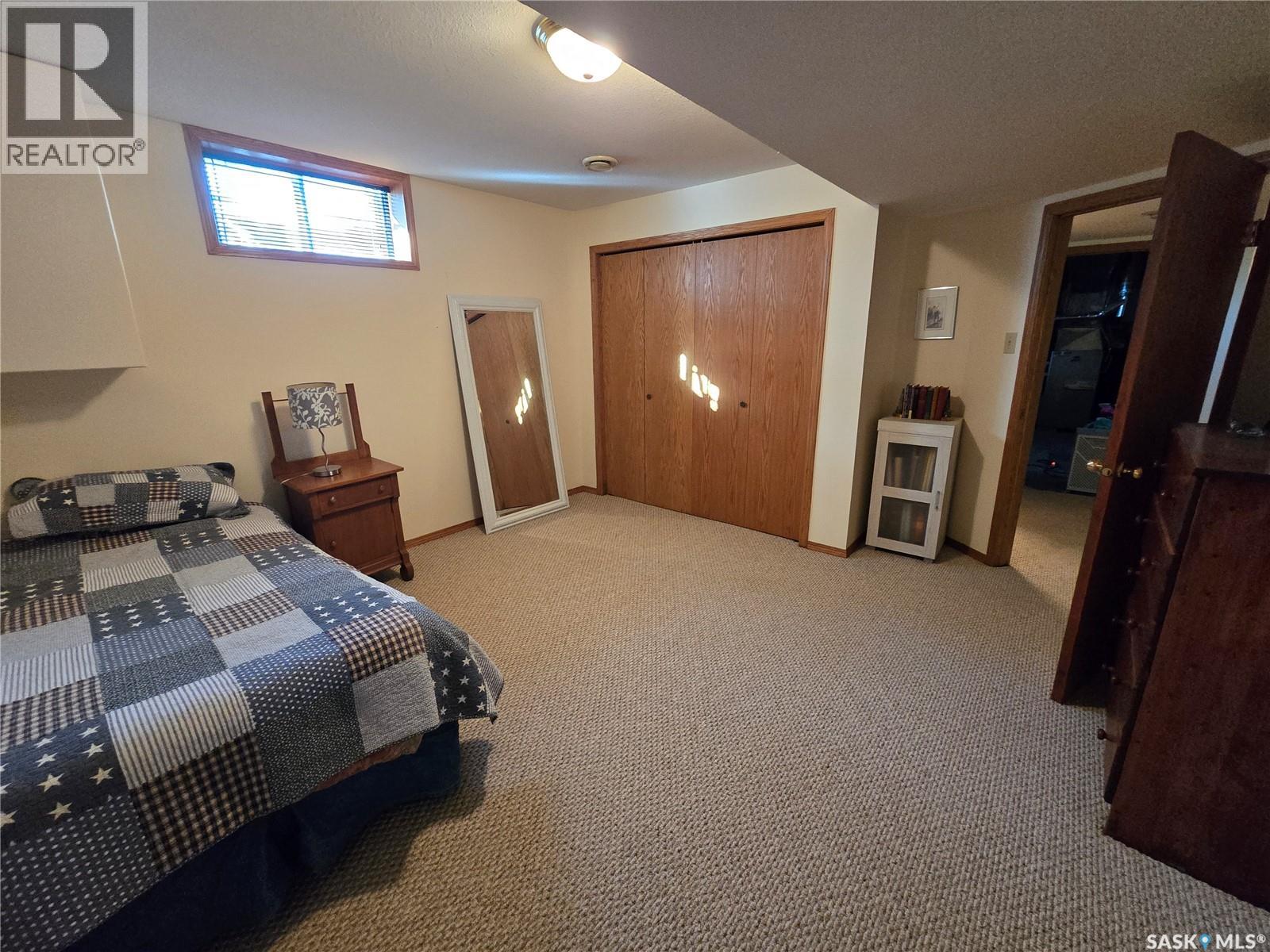 292 7th Avenue, Broadview, Saskatchewan  S0G 0K0 - Photo 42 - SK051501
