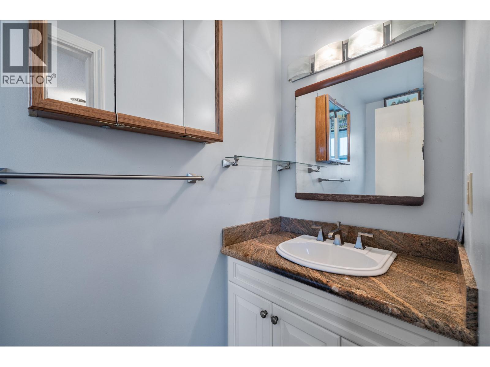 3965 Lister Court, Burnaby, British Columbia  V5G 2C3 - Photo 16 - R3176790