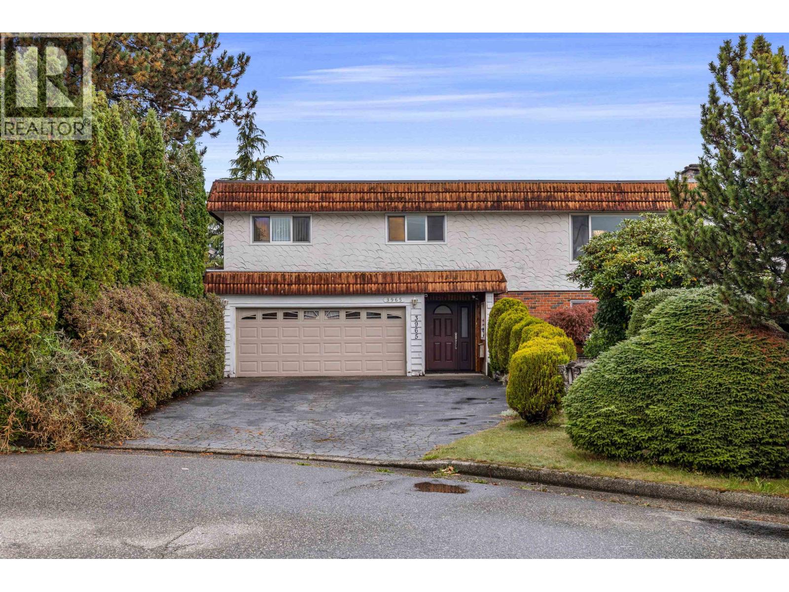 3965 Lister Court, Burnaby, British Columbia  V5G 2C3 - Photo 3 - R3176790
