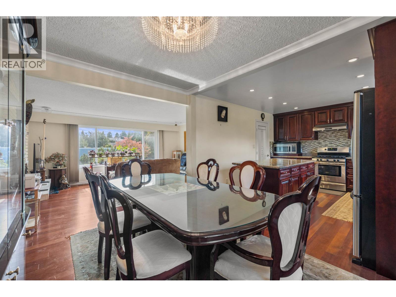 3965 Lister Court, Burnaby, British Columbia  V5G 2C3 - Photo 9 - R3176790