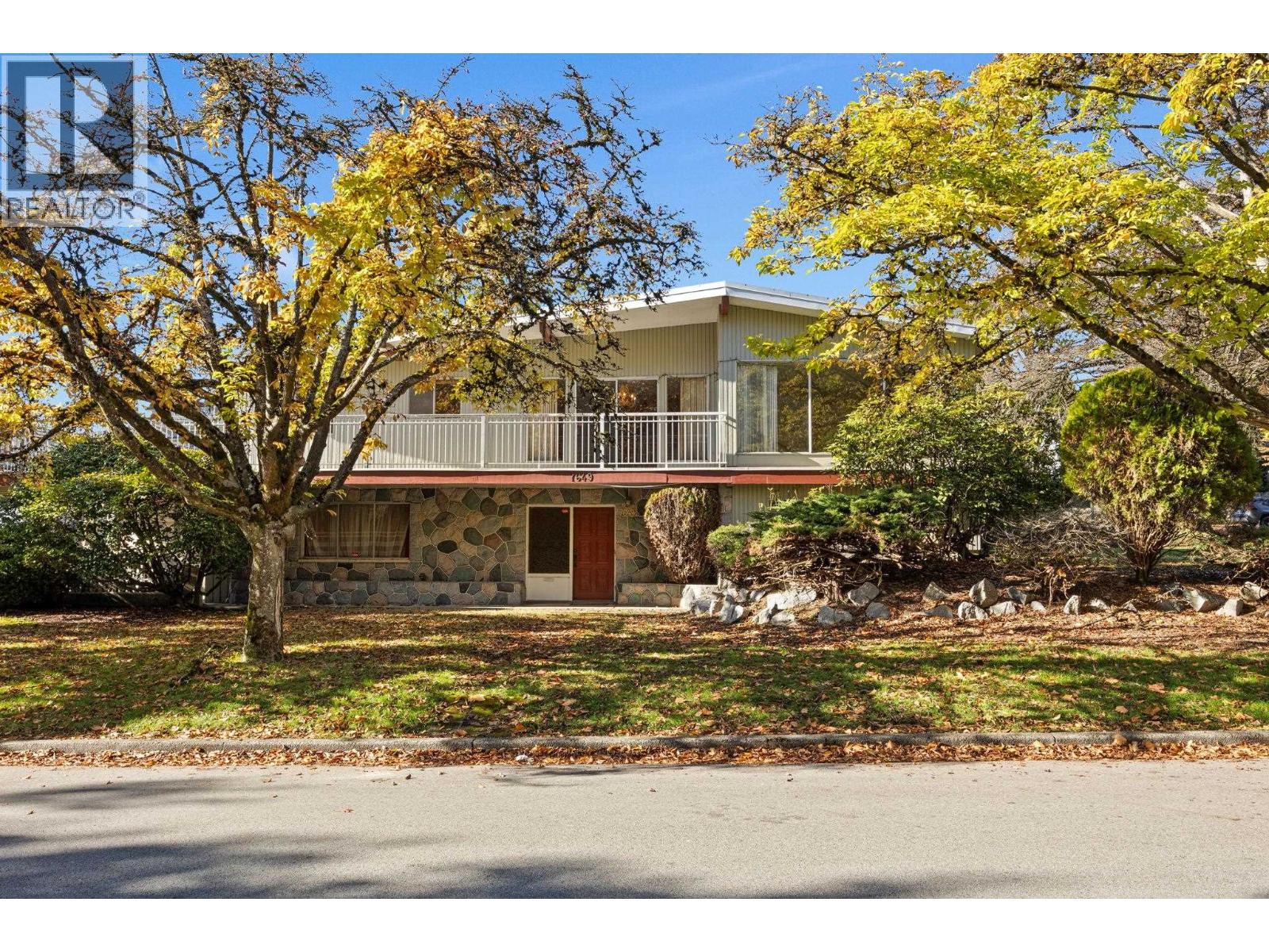 7649 VIVIAN DRIVE, vancouver, British Columbia