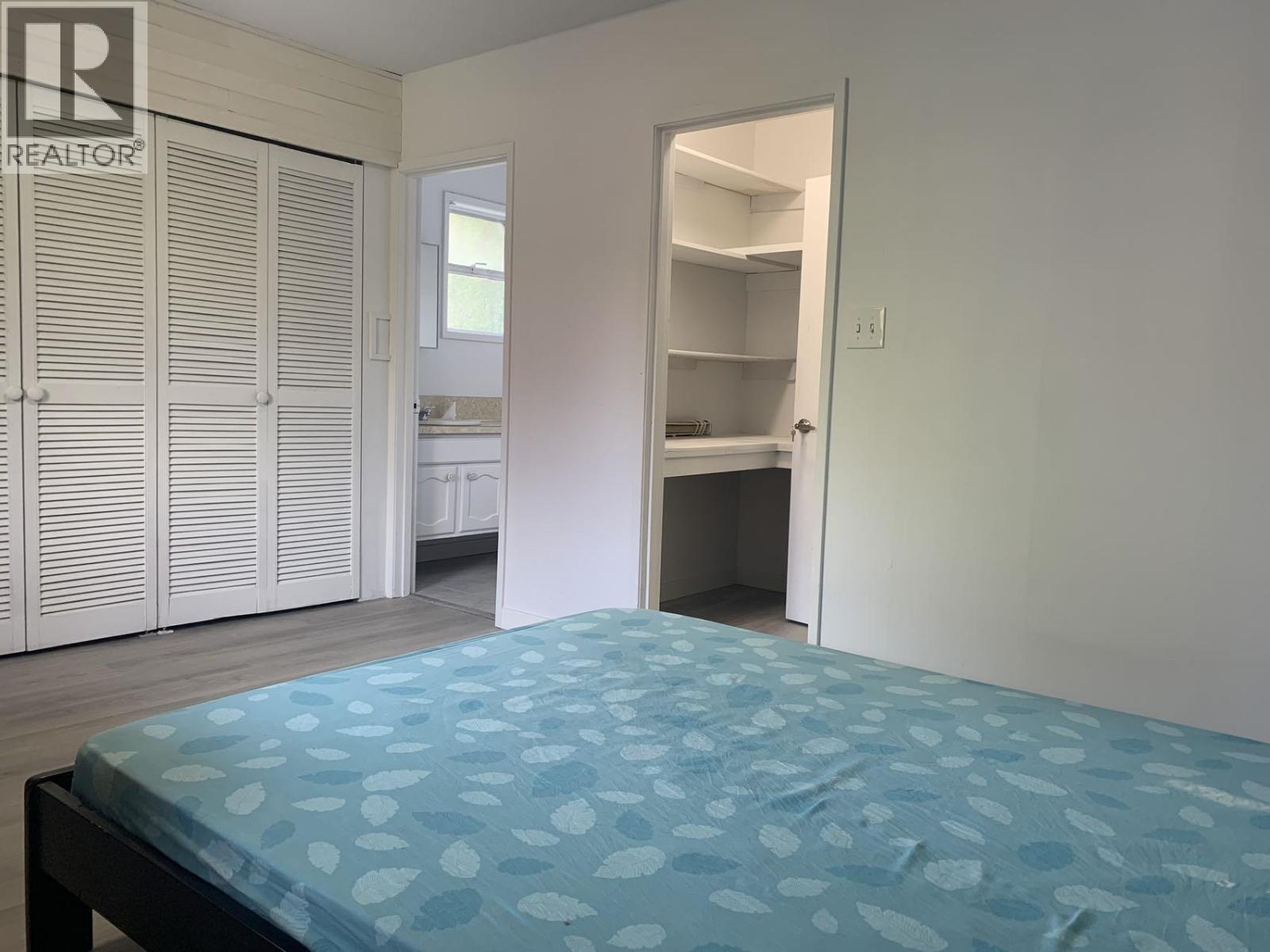 Upper/downstair 8540 Rosemary Ave, Richmond, British Columbia  V7A 2K9 - Photo 11 - R3176789