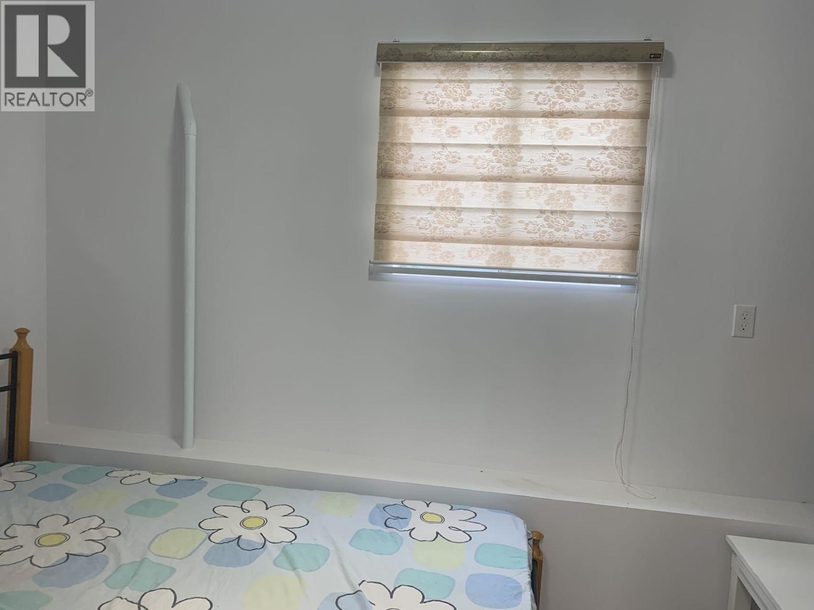 Upper/downstair 8540 Rosemary Ave, Richmond, British Columbia  V7A 2K9 - Photo 20 - R3176789