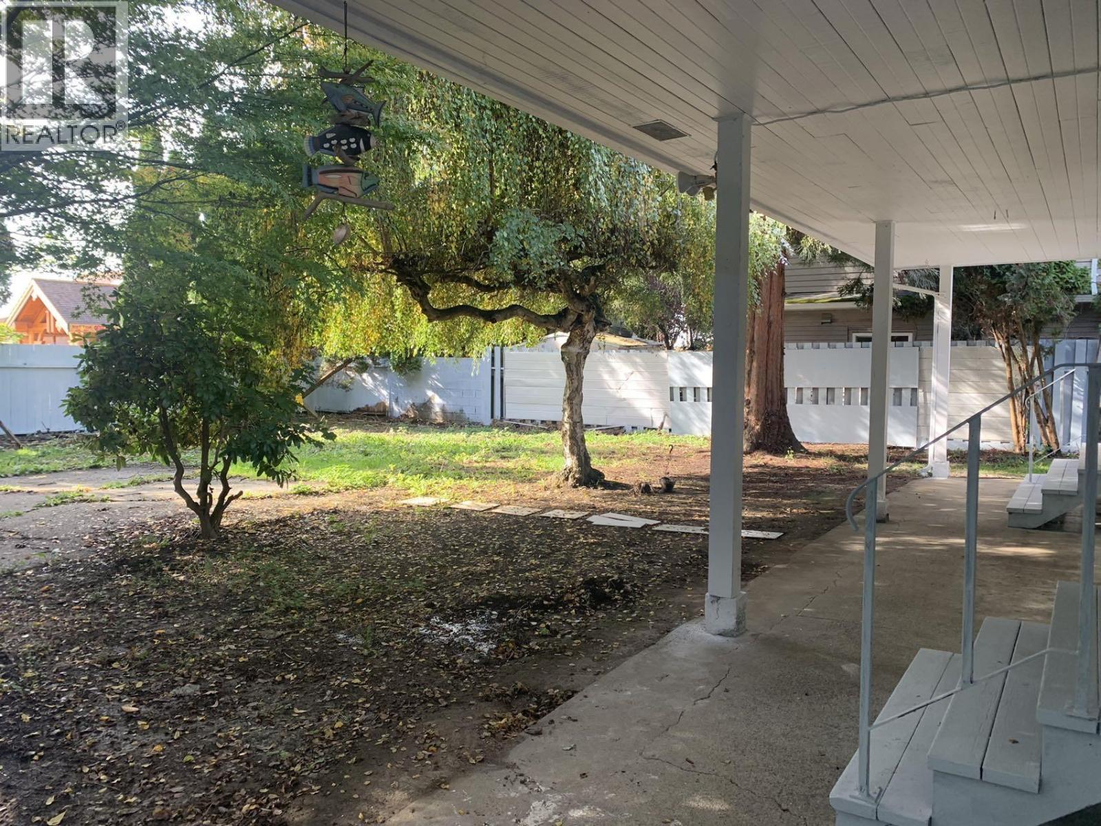 Upper/downstair 8540 Rosemary Ave, Richmond, British Columbia  V7A 2K9 - Photo 4 - R3176789