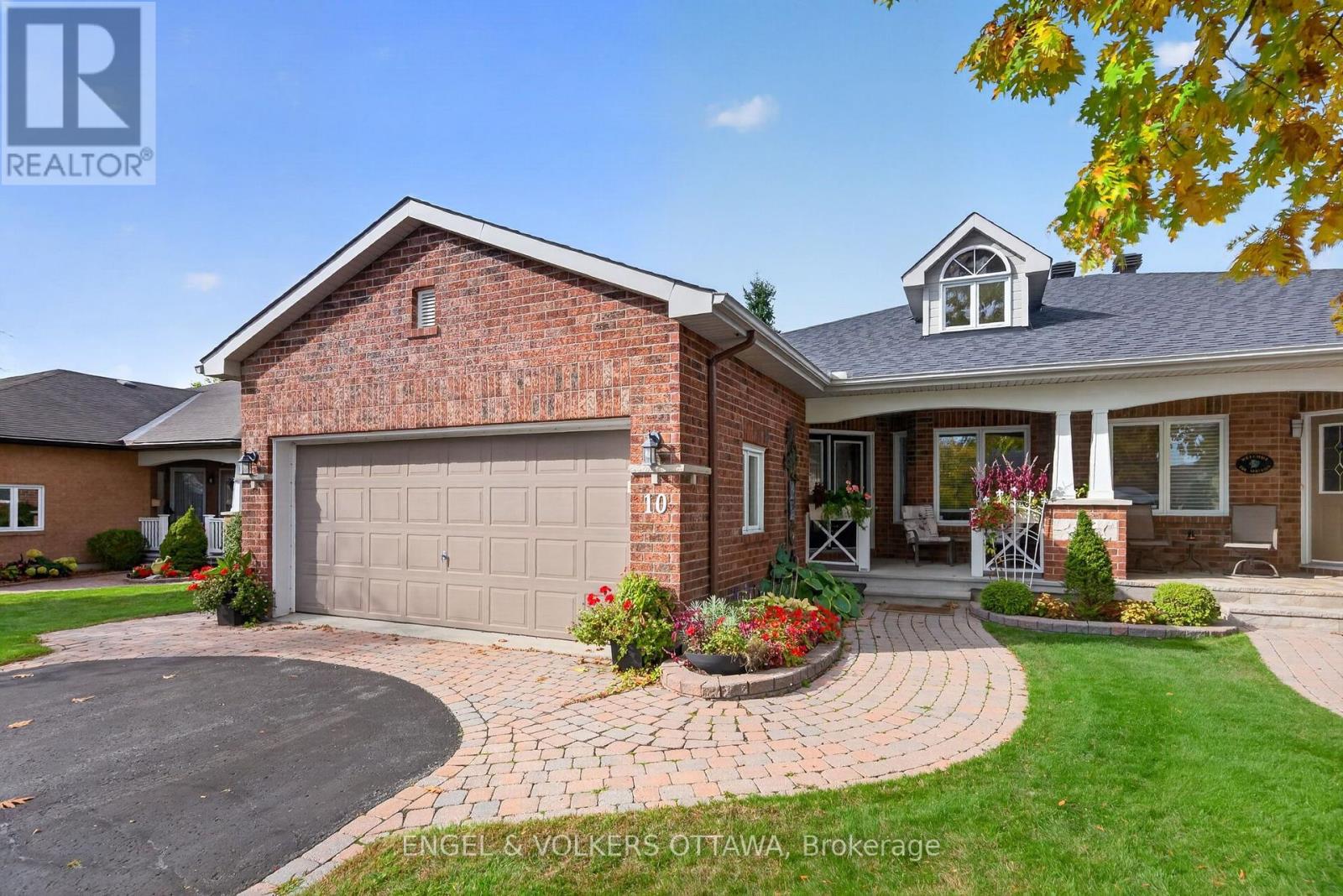 10 WATERTHRUSH CRESCENT, Ottawa, Ontario