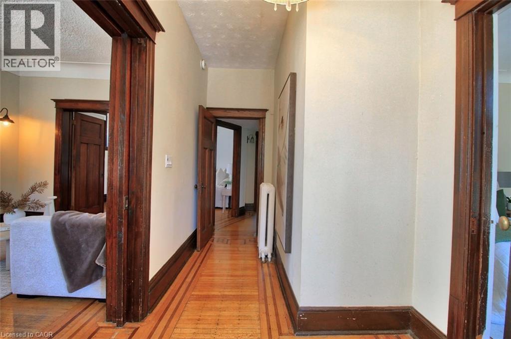 11 Eastbourne Avenue Unit# 1, Hamilton, Ontario  L8M 2M6 - Photo 3 - 40872484