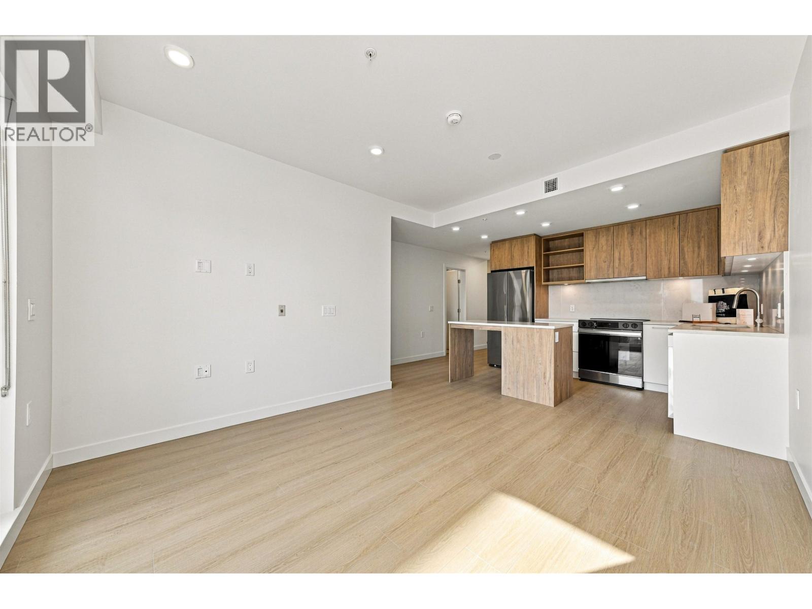 419 82 First Street, New Westminster, British Columbia  V3L 0L8 - Photo 9 - R3176705