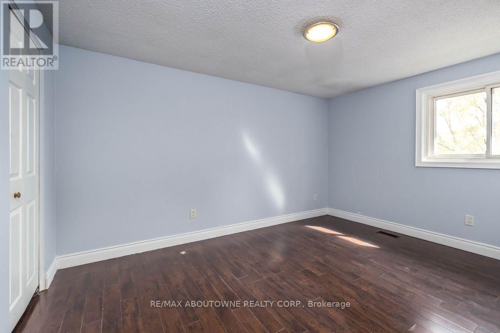4 Glamis Court, Hamilton, Ontario L9C 6B3 - Photo 40 - X14096076