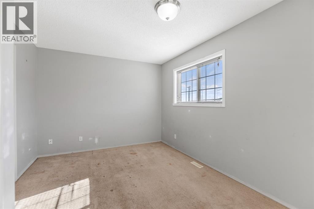 523 Strathaven Mews