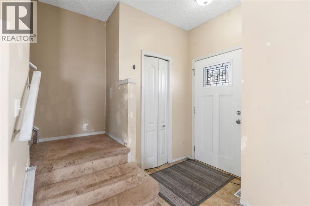 523 Strathaven Mews