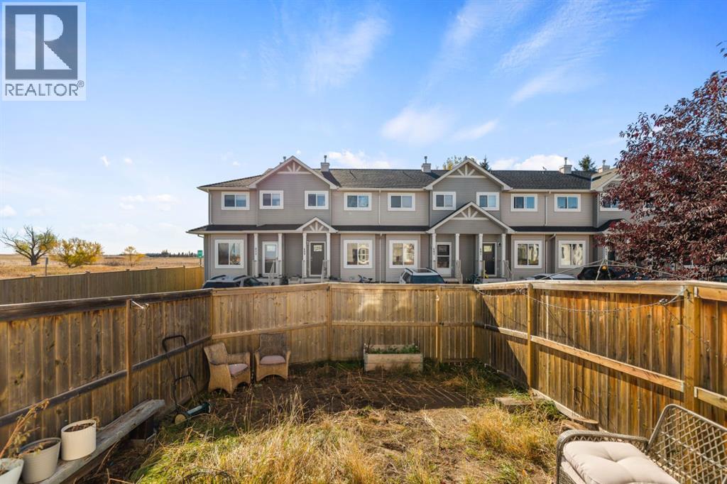 523 Strathaven Mews