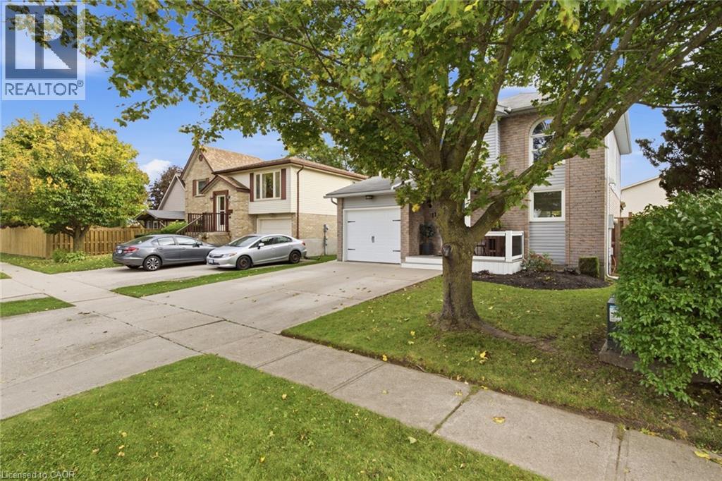 11 Sandalwood Drive, Cambridge, Ontario  N1P 1A5 - Photo 5 - 40870894
