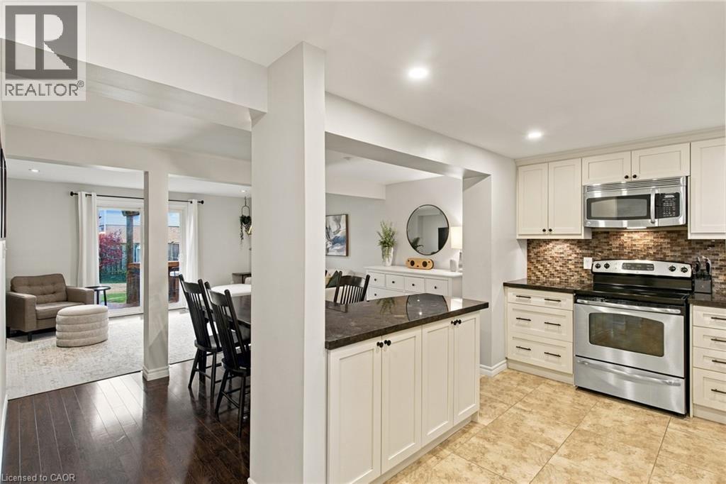 11 Sandalwood Drive, Cambridge, Ontario  N1P 1A5 - Photo 8 - 40870894