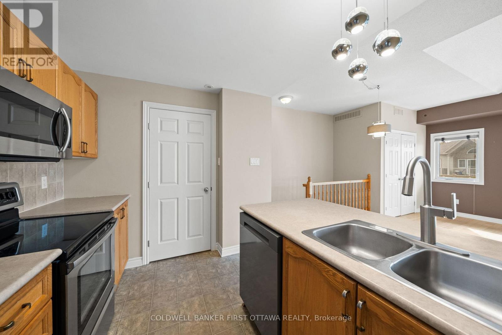 F - 143 Oldfield Street, Ottawa, Ontario  K2G 7C7 - Photo 12 - X14096158