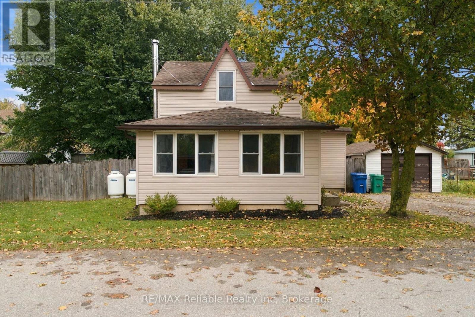 74 William Street, Ashfield-Colborne-Wawanosh, Ontario  N0M 1R0 - Photo 2 - X14096146