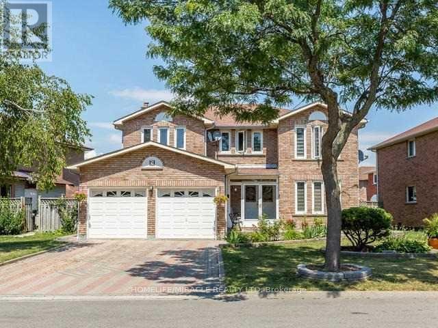 5 SUGAR CREEK LANE, Brampton, Ontario