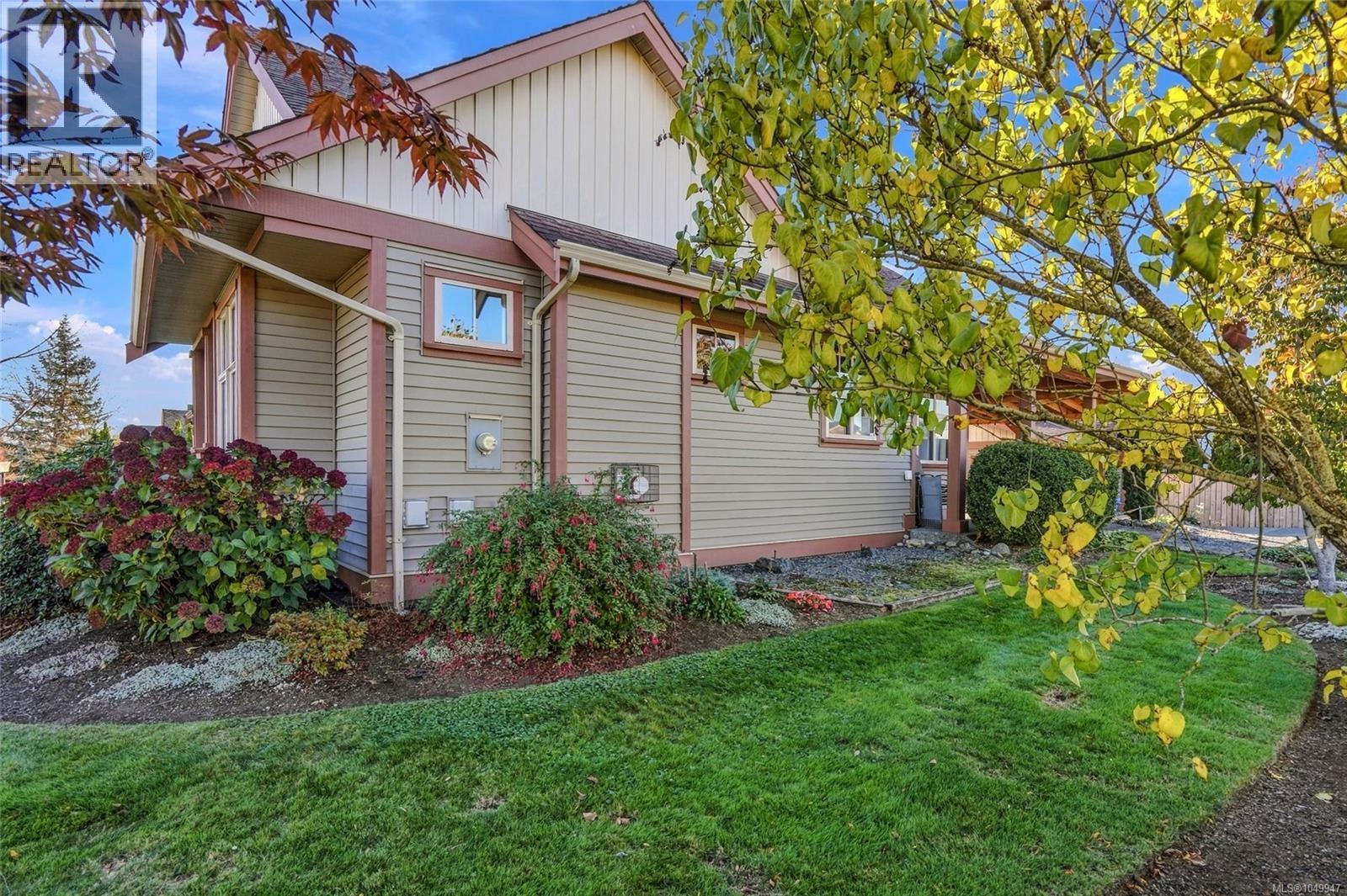 421 Poets Trail Dr, Nanaimo, British Columbia  V9R 7B1 - Photo 46 - 1049947