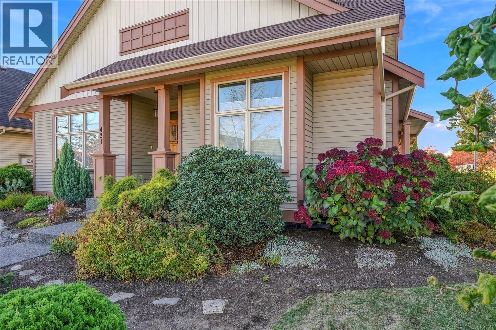 421 Poets Trail Dr, Nanaimo, British Columbia  V9R 7B1 - Photo 4 - 1049947