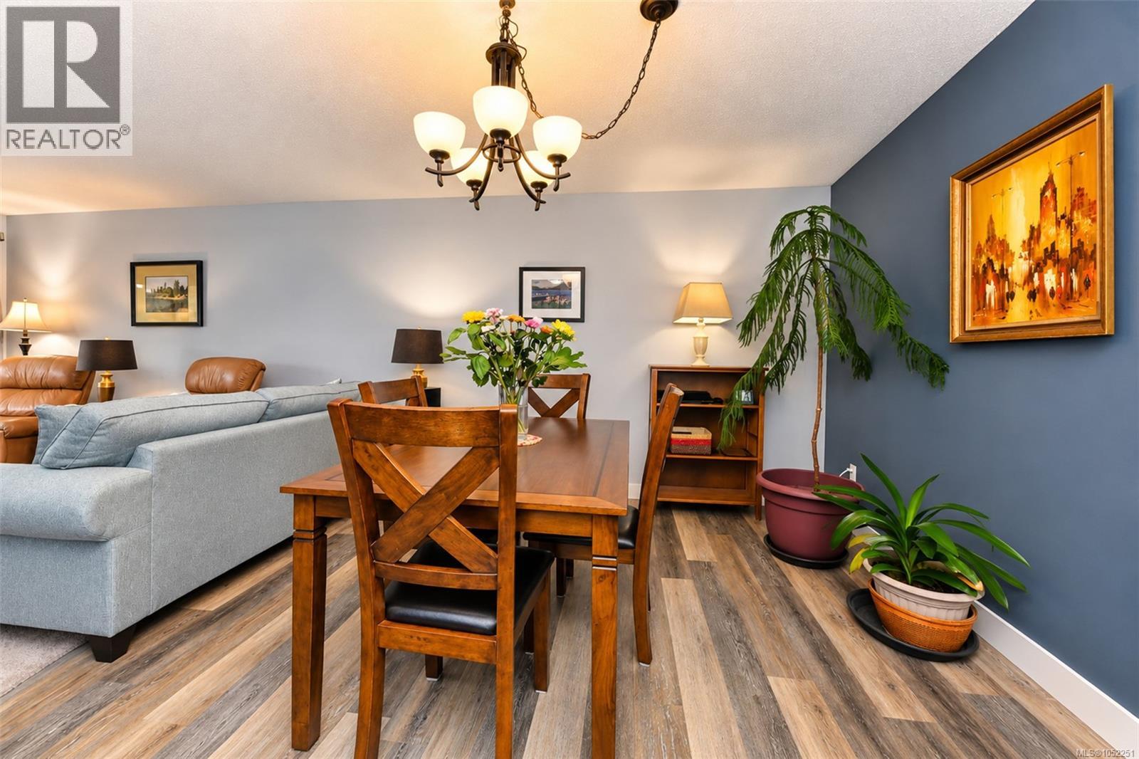309 18 King George St, Lake Cowichan, British Columbia  V0R 2G0 - Photo 17 - 1052251