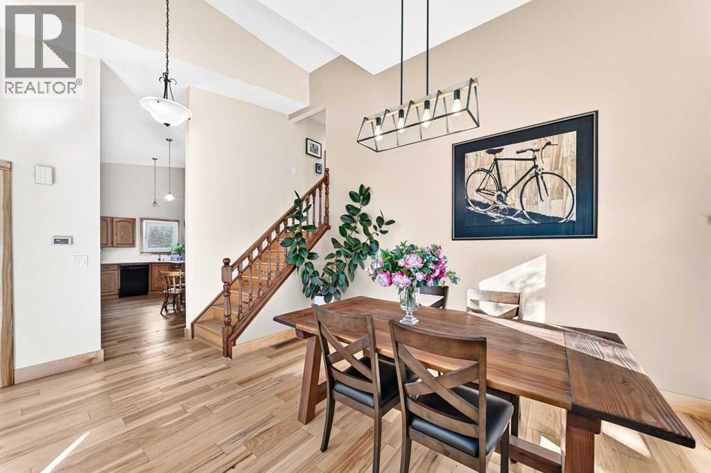 50 Hawkbury Close Nw, Calgary, Alberta  T3G 3N2 - Photo 6 - A2351790