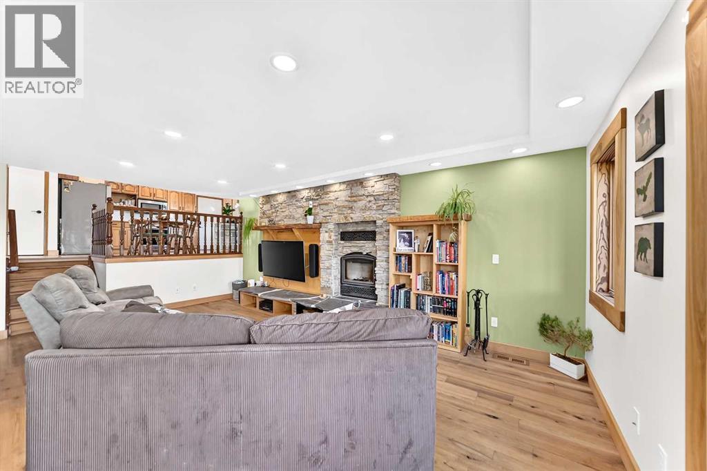 50 Hawkbury Close Nw, Calgary, Alberta  T3G 3N2 - Photo 12 - A2351790