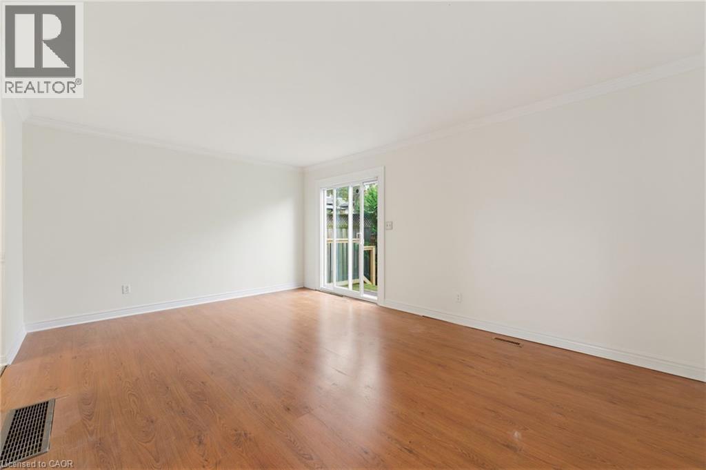 2324 Middlesmoor Crescent, Burlington, Ontario  L7P 3X7 - Photo 11 - 40872322