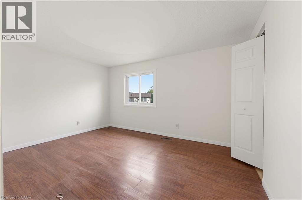 2324 Middlesmoor Crescent, Burlington, Ontario  L7P 3X7 - Photo 16 - 40872322
