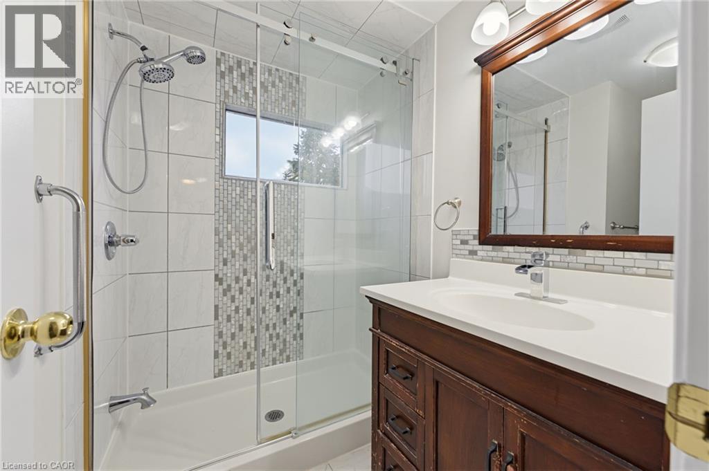 2324 Middlesmoor Crescent, Burlington, Ontario  L7P 3X7 - Photo 22 - 40872322