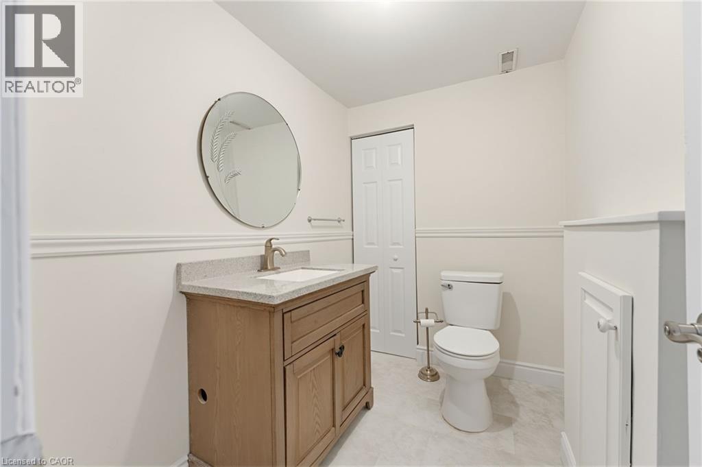 2324 Middlesmoor Crescent, Burlington, Ontario  L7P 3X7 - Photo 27 - 40872322