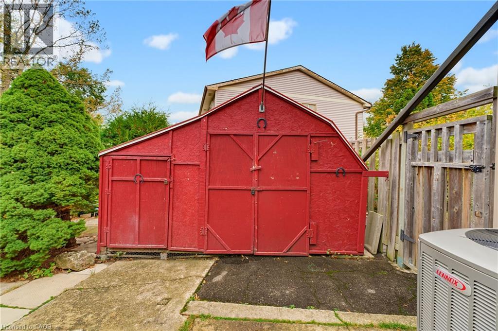2324 Middlesmoor Crescent, Burlington, Ontario  L7P 3X7 - Photo 32 - 40872322