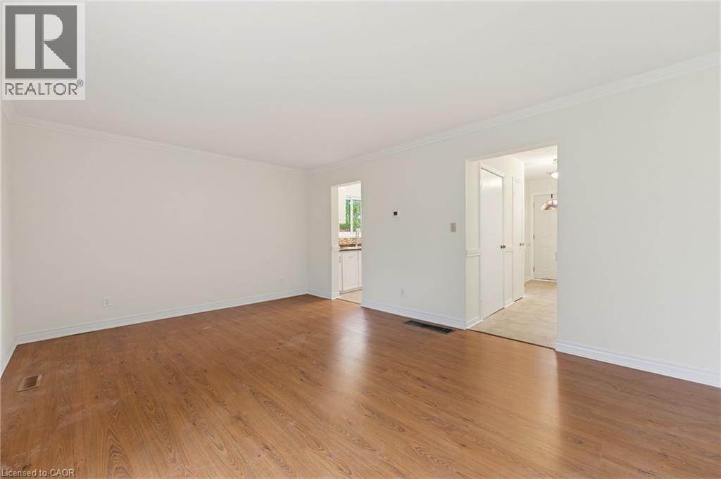 2324 Middlesmoor Crescent, Burlington, Ontario  L7P 3X7 - Photo 14 - 40872322