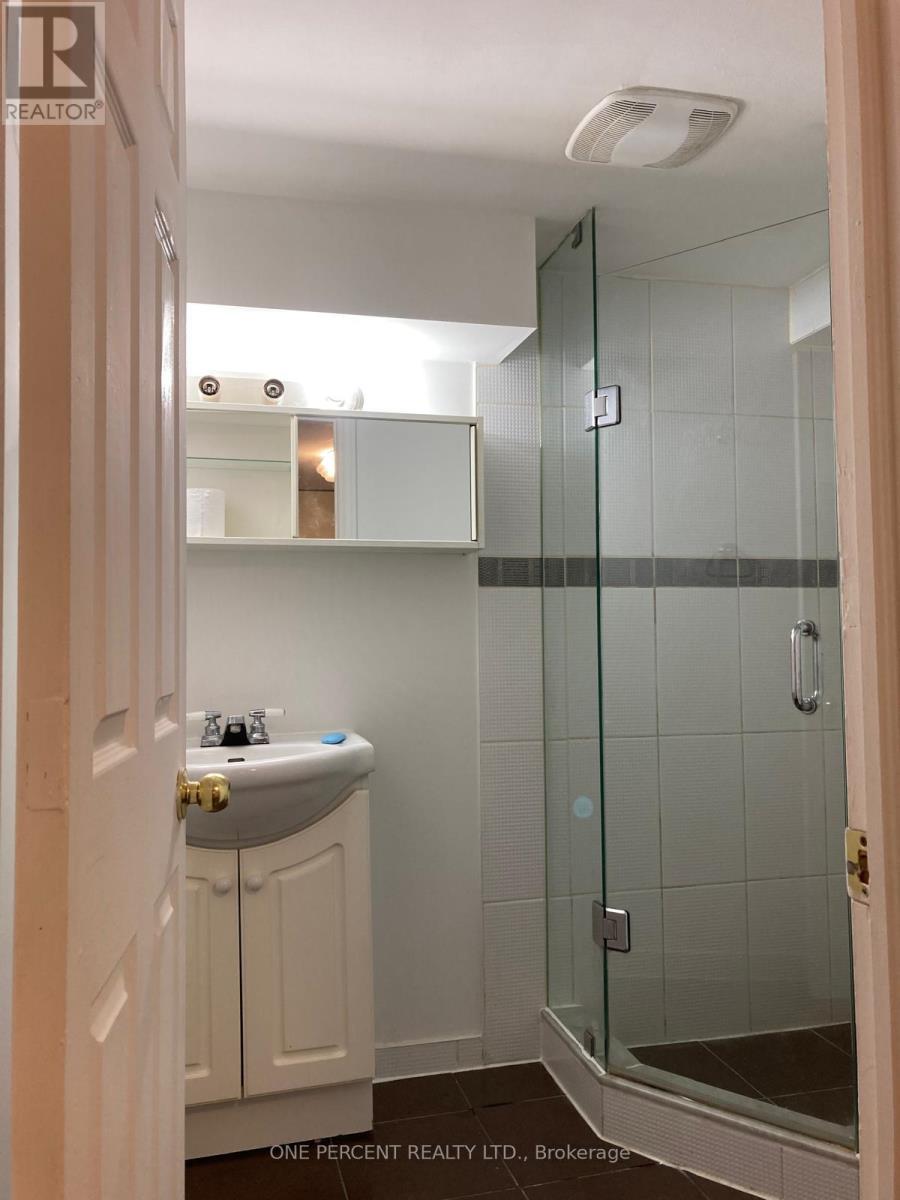 Basement - 2b Dornfell Street, Toronto, Ontario  M2R 2Y6 - Photo 12 - C14096184