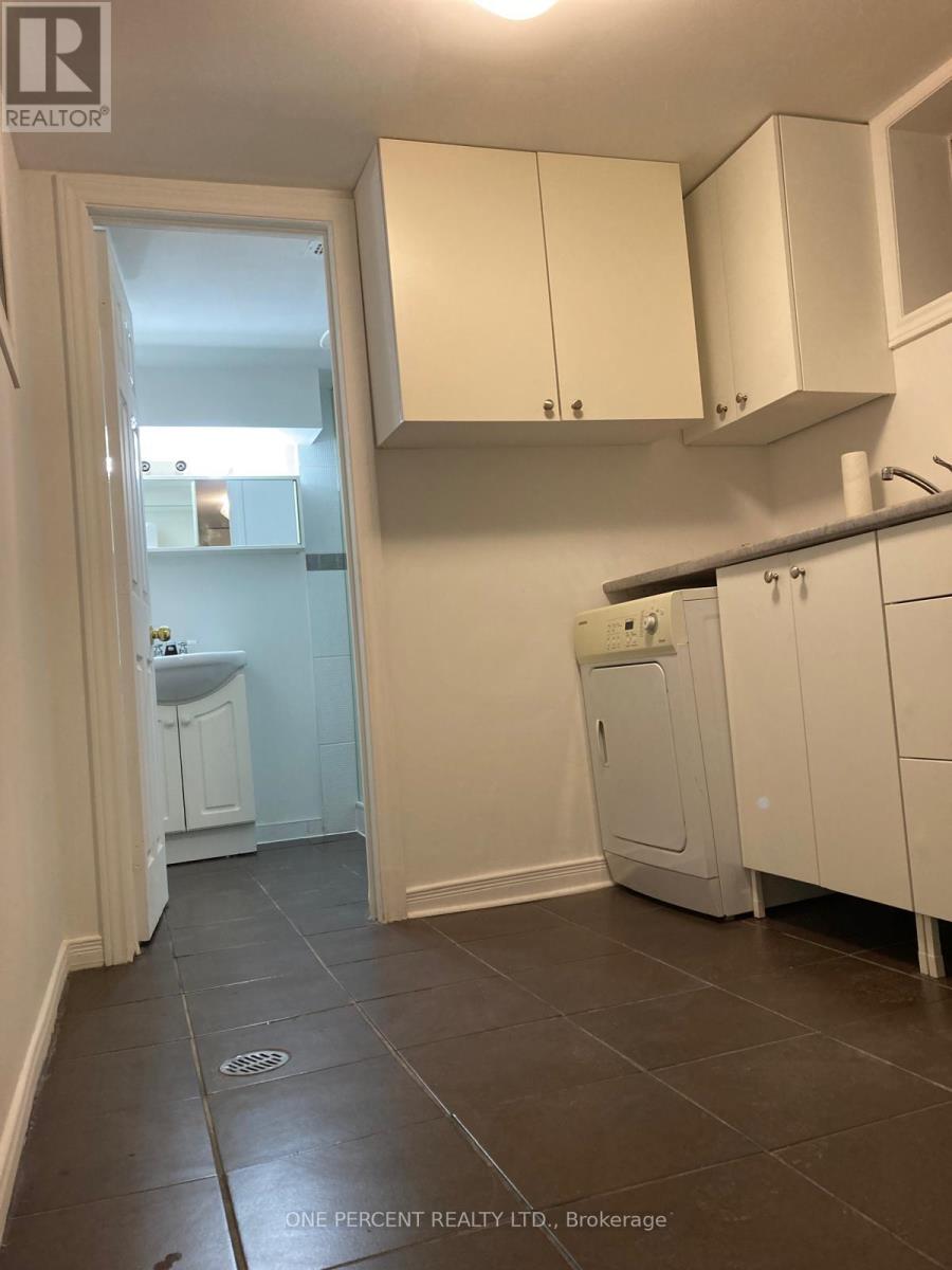 Basement - 2b Dornfell Street, Toronto, Ontario  M2R 2Y6 - Photo 13 - C14096184