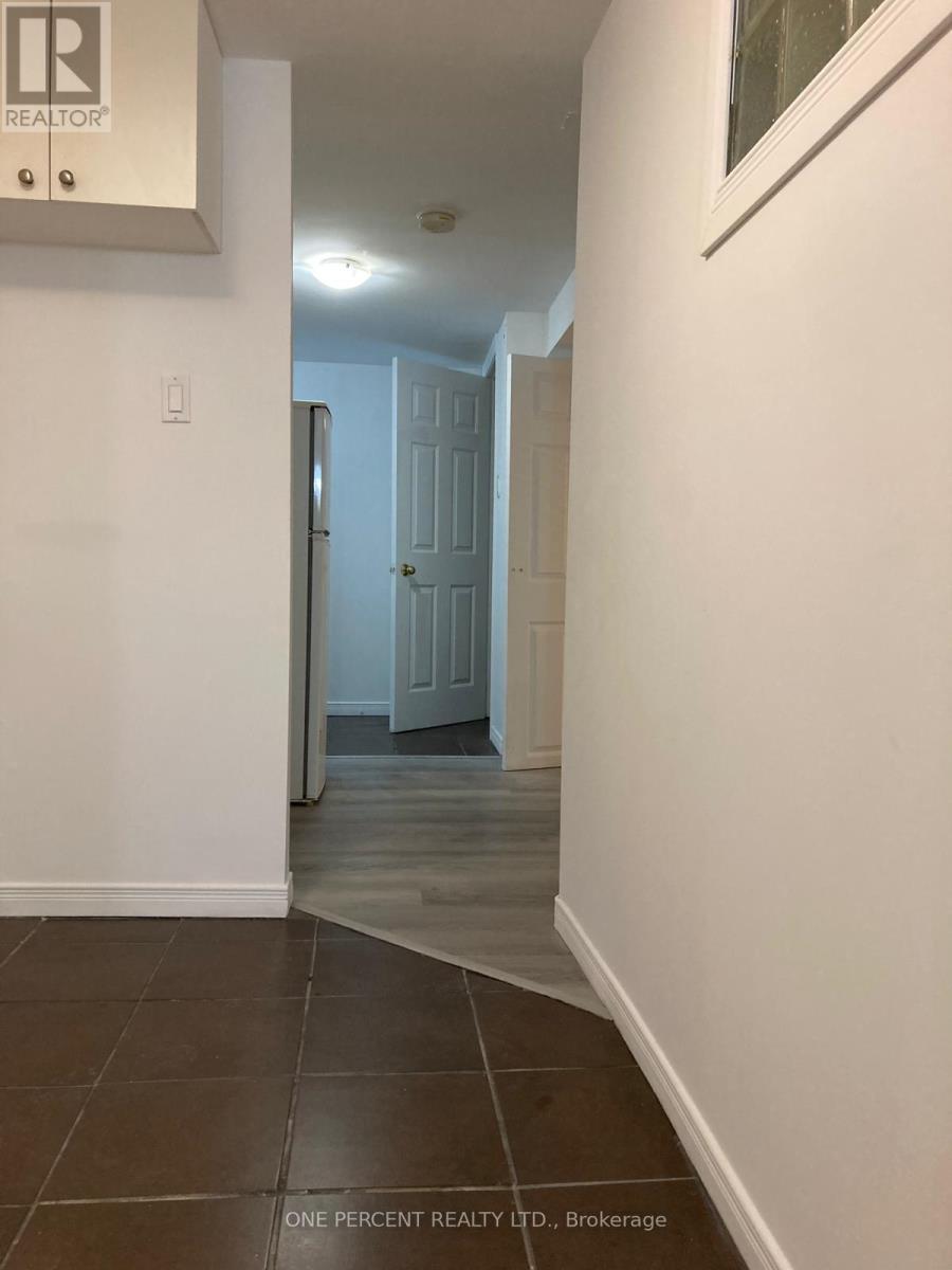Basement - 2b Dornfell Street, Toronto, Ontario  M2R 2Y6 - Photo 14 - C14096184