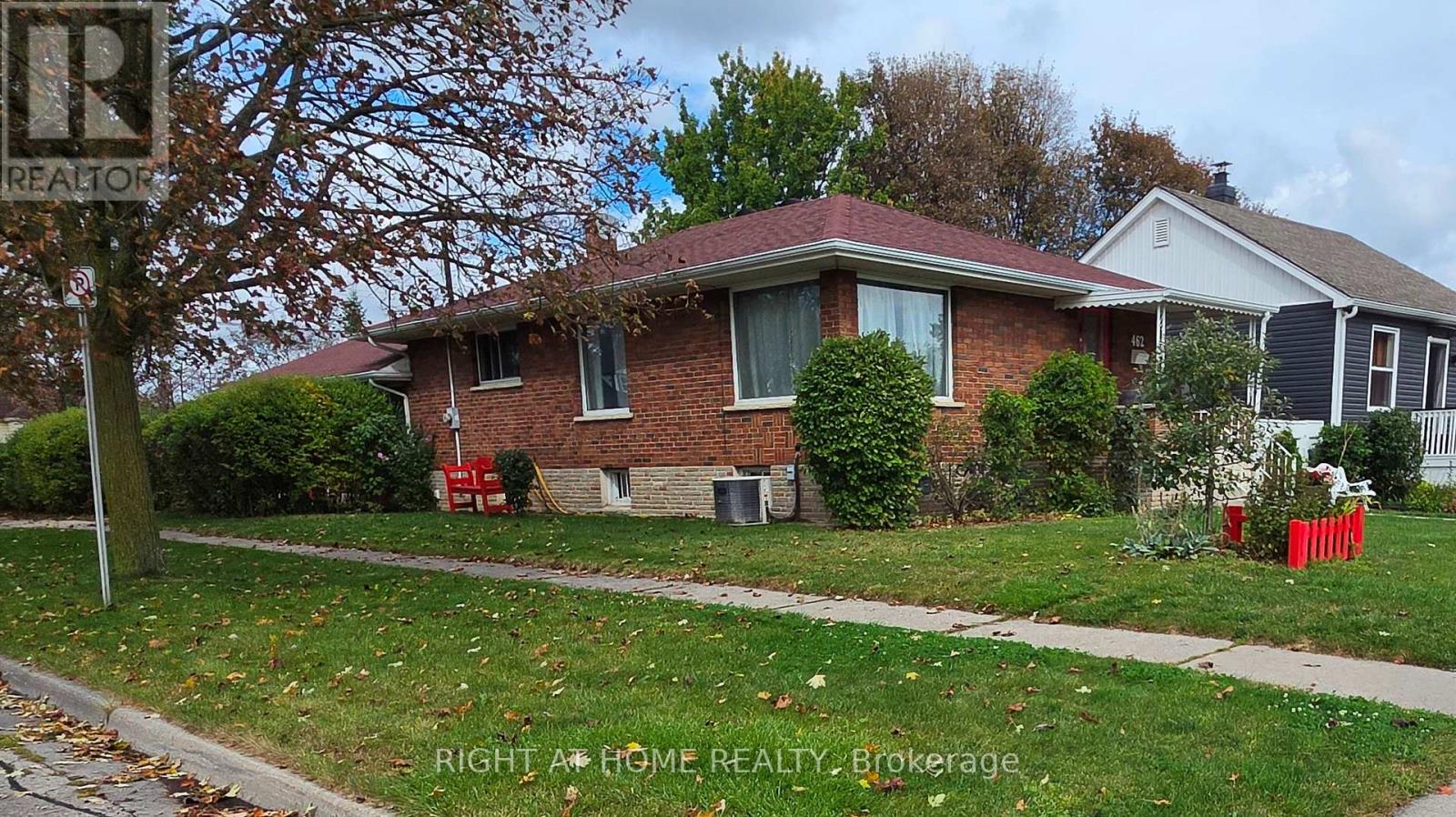462 Madison Avenue, Oshawa, Ontario  L1J 2P6 - Photo 2 - E14096196