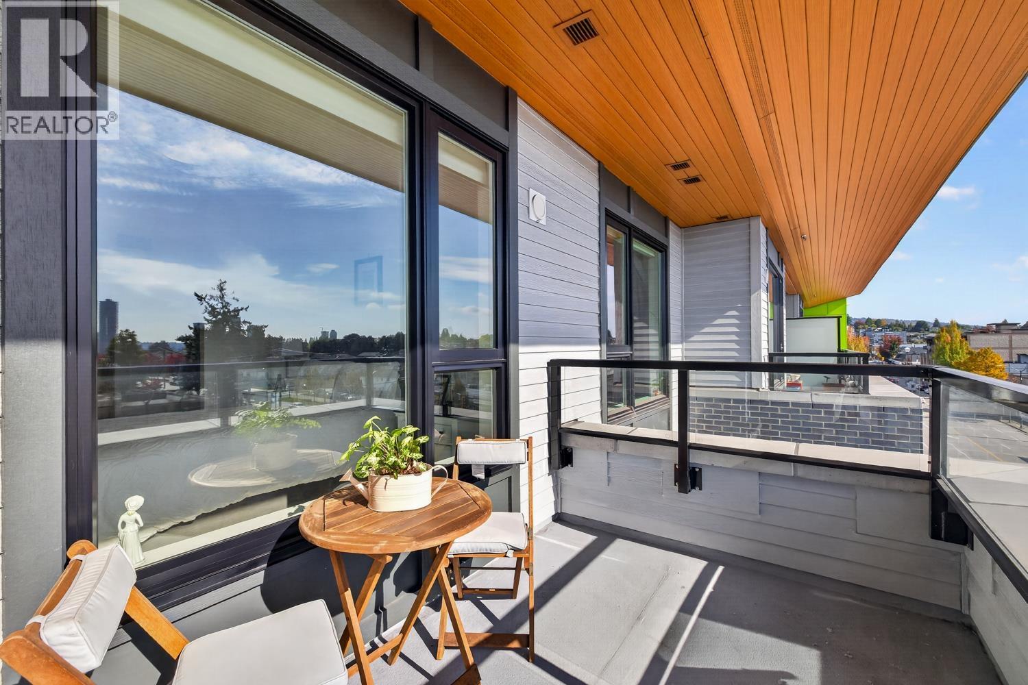 508 4477 HASTINGS STREET